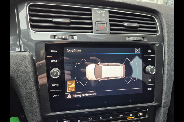 Volkswagen GOLF Variant 1.0 TSI Comfortline Business | Navigatie | Stoelverwarming | Android/Apple Carplay