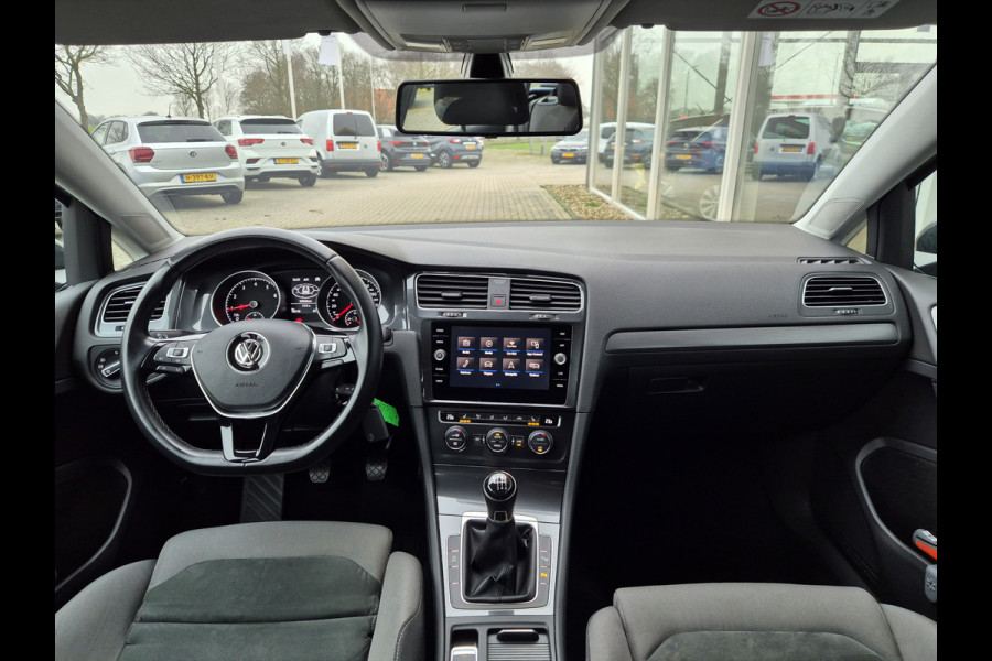 Volkswagen GOLF Variant 1.0 TSI Comfortline Business | Navigatie | Stoelverwarming | Android/Apple Carplay