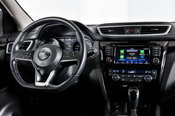 Nissan QASHQAI 1.3 DIG-T 155 PK Design Edition Automaat | Pano | Cruise | Stuurverwarming | 360 Camera | PDC | NAV + App.Connect | Auto.Airco | LM 18" |