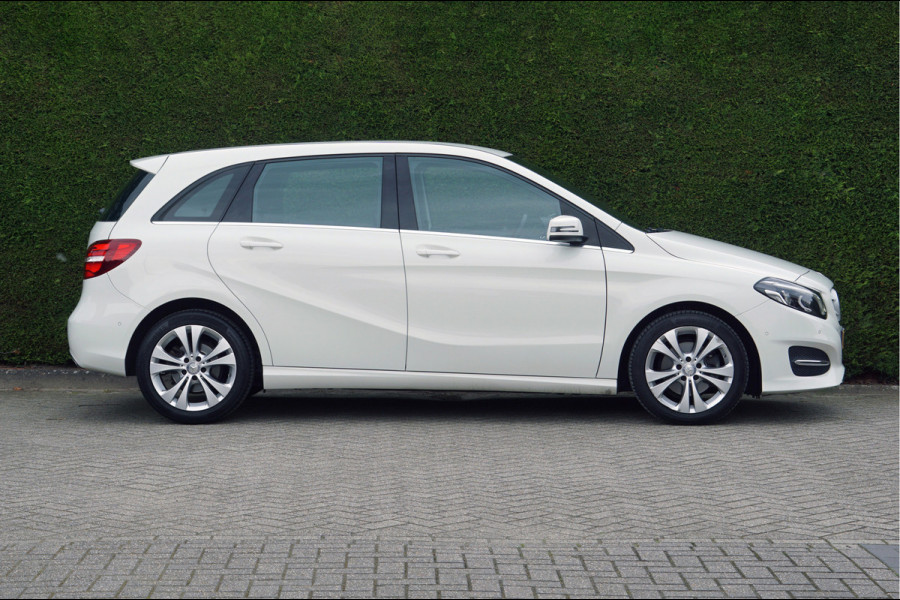 Mercedes-Benz B-Klasse B 180 Ambition | Camera Stoelverwarming | Dealeronderhouden