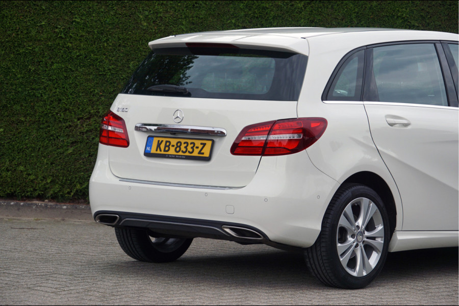 Mercedes-Benz B-Klasse B 180 Ambition | Camera Stoelverwarming | Dealeronderhouden