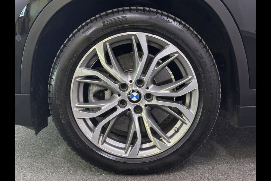 BMW X1 xDrive25e Sport line Plug in Hybrid PHEV | Led | Sportstoelen Verwarmd | Navi Prof | Sfeerverlichting  | Keyless |