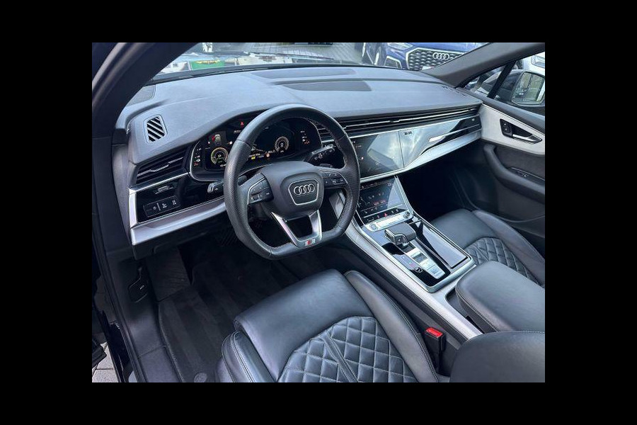 Audi Q7 55 TFSI e Quattro S-Line Black Edition RS-Seats Trek