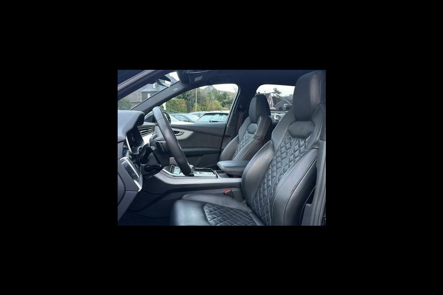 Audi Q7 55 TFSI e Quattro S-Line Black Edition RS-Seats Trek