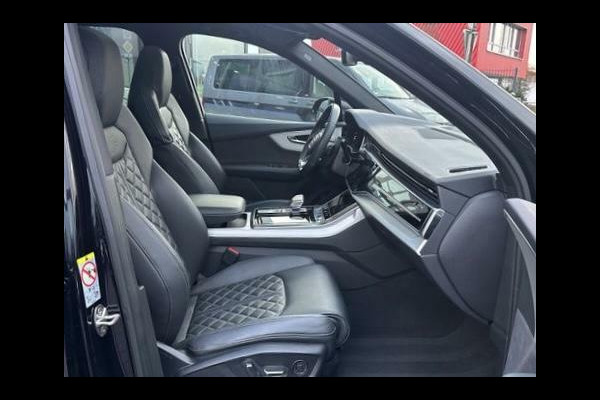 Audi Q7 55 TFSI e Quattro S-Line Black Edition RS-Seats Trek