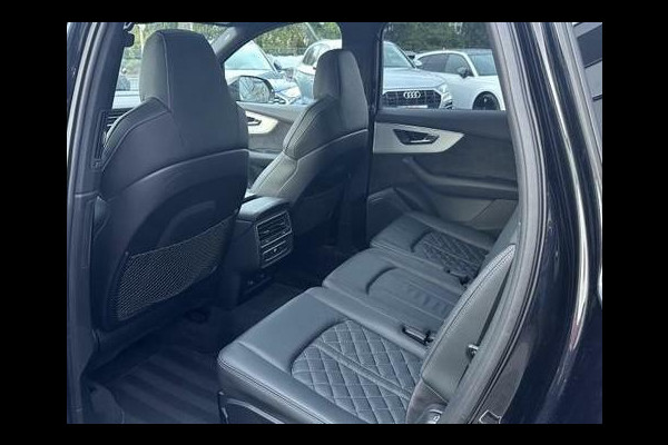 Audi Q7 55 TFSI e Quattro S-Line Black Edition RS-Seats Trek