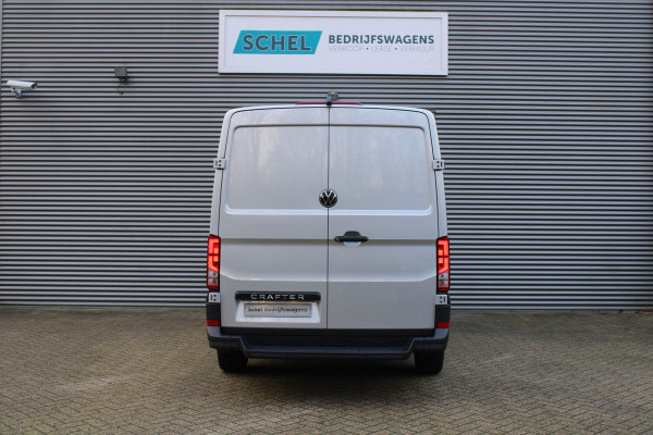 Volkswagen Crafter 35 2.0 TDI L3H2 177pk - Facelift - Navigatie - LED - Geveerde stoel - Virtual cockpit - Camera - Verwarmd stuur - Stoelverwarmin