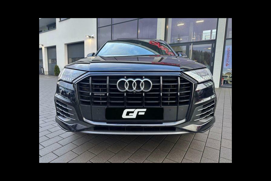 Audi Q7 55 TFSI e Quattro S-Line Black Edition RS-Seats Trek