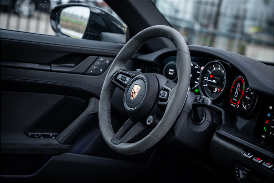 Porsche 911 3.0 Carrera 4 GTS - Matrix - 18-weg Sportstoelen - Sportuitlaat - Sport Chrono -