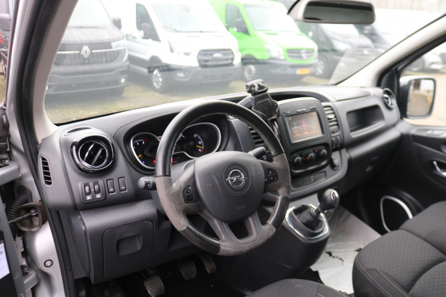 Opel Vivaro 1.6 CDti 145pk L2 H1 Sport Airco Navigatie Camera Trekhaak