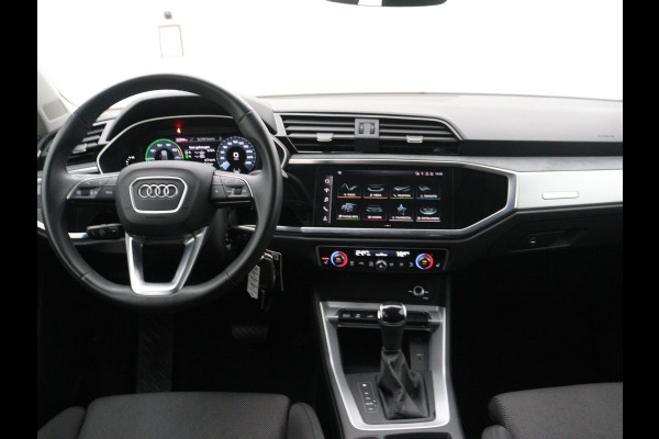 Audi Q3 Sportback 45 TFSI Plug-In Hybrid S-Line AD-CRUISE CARPLAY LED