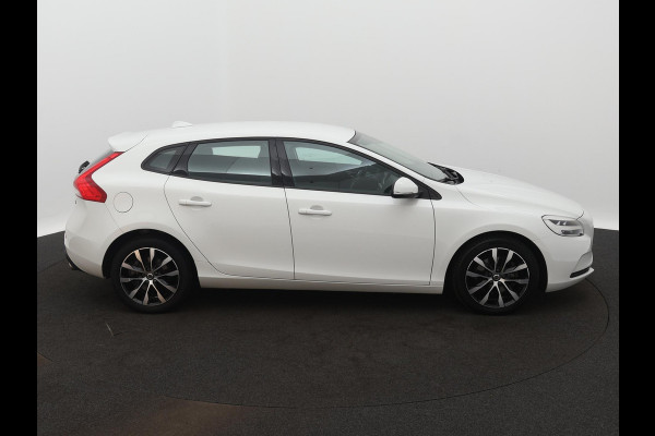 Volvo V40 2.0 T3 Momentum NAVI CRUISE WINTER-PACK