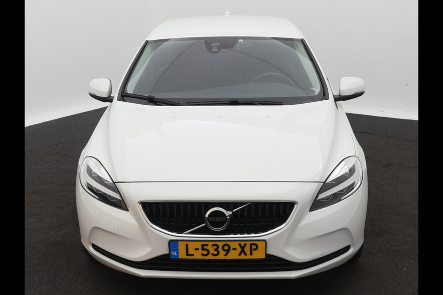 Volvo V40 2.0 T3 Momentum NAVI CRUISE WINTER-PACK