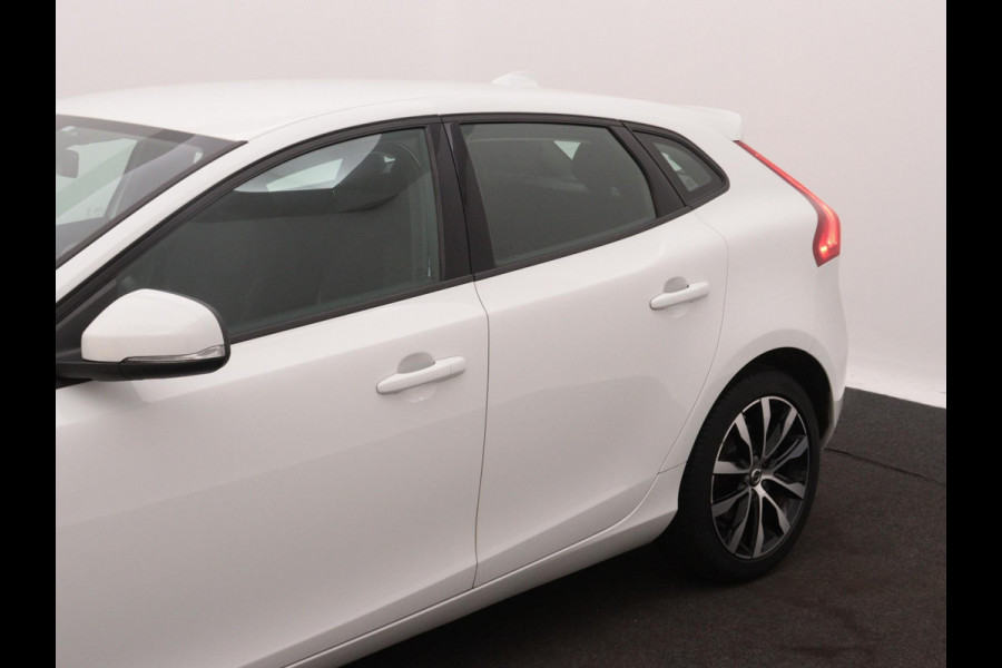 Volvo V40 2.0 T3 Momentum NAVI CRUISE WINTER-PACK