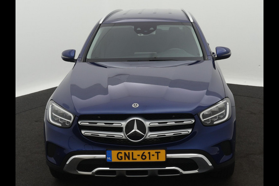 Mercedes-Benz GLC 300e 4MATIC Business Solution FULL-LED CARPLAY CRUISE