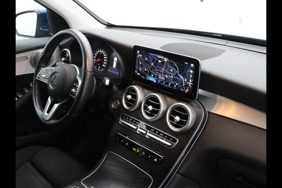 Mercedes-Benz GLC 300e 4MATIC Business Solution FULL-LED CARPLAY CRUISE