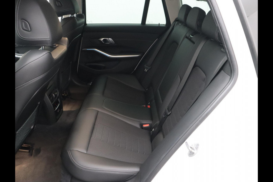 BMW 3 Serie Touring 330e PLUG-In Executive Sport-line LIVE-COCKPIT STOF-LEER