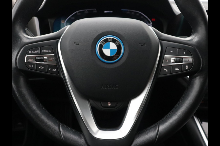 BMW 3 Serie Touring 330e PLUG-In Executive Sport-line LIVE-COCKPIT STOF-LEER