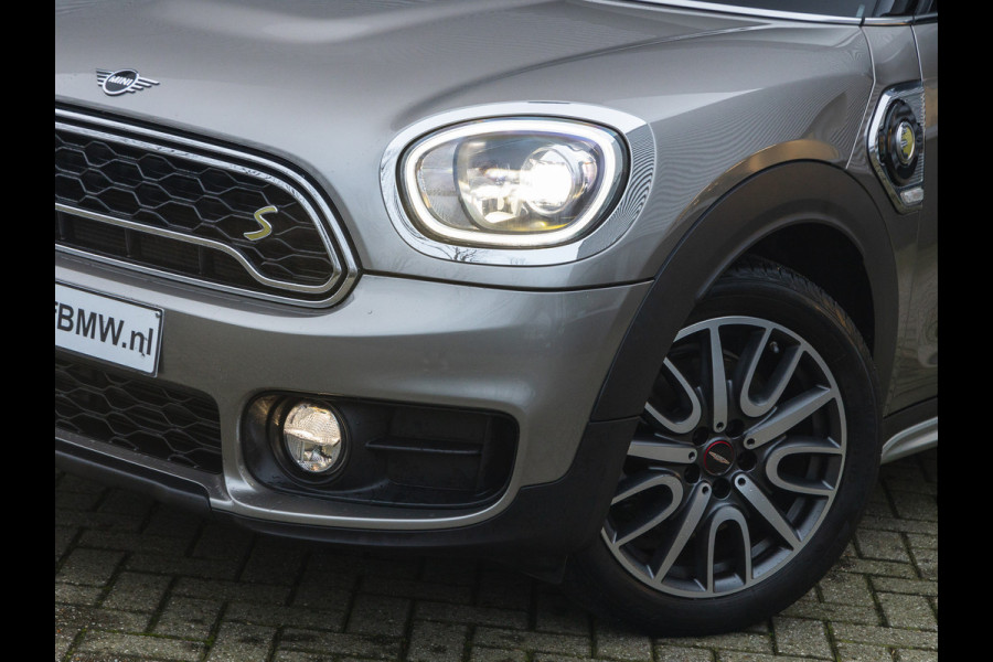 MINI Countryman Cooper SE ALL4 - Chili - Camera - LED Koplampen - Sportstoelen