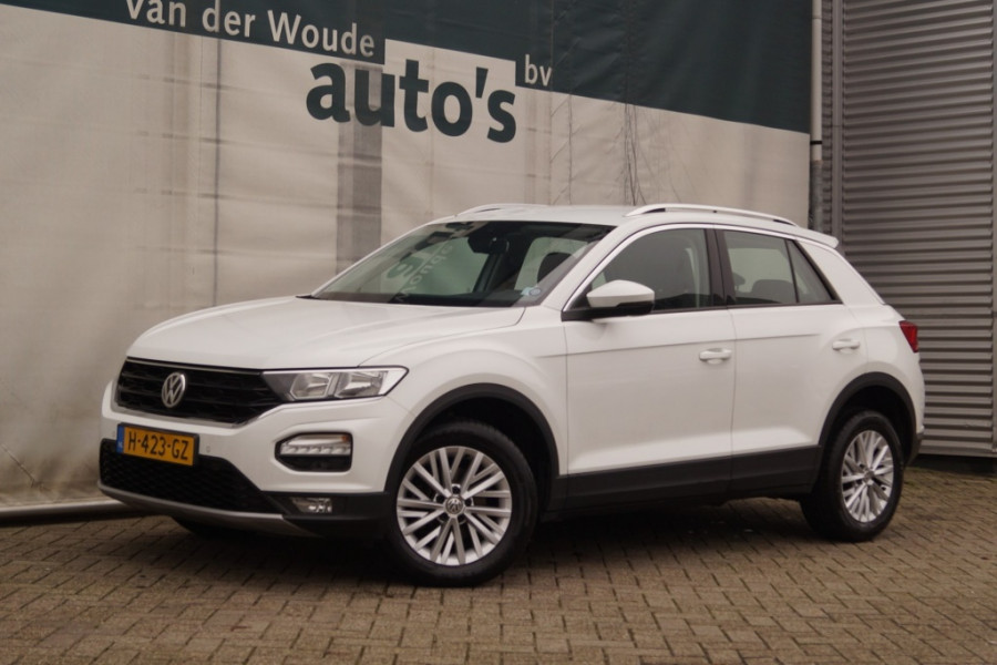 Volkswagen T-Roc 1.5 TSI 150pk DSG Style Business -NAVI-ECC-PDC-