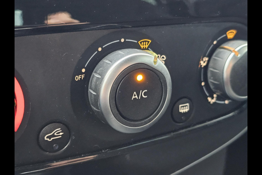 Renault Clio 0.9 TCe Limited Airco | Navigatie | PDC | Cruise control | Led dagrijverlichting | Perfect onderhouden | Nette auto