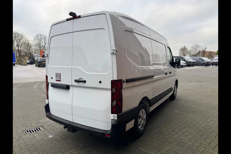 Renault Master NEW Red Editon DCI 150 L2H2 VOORRAAD