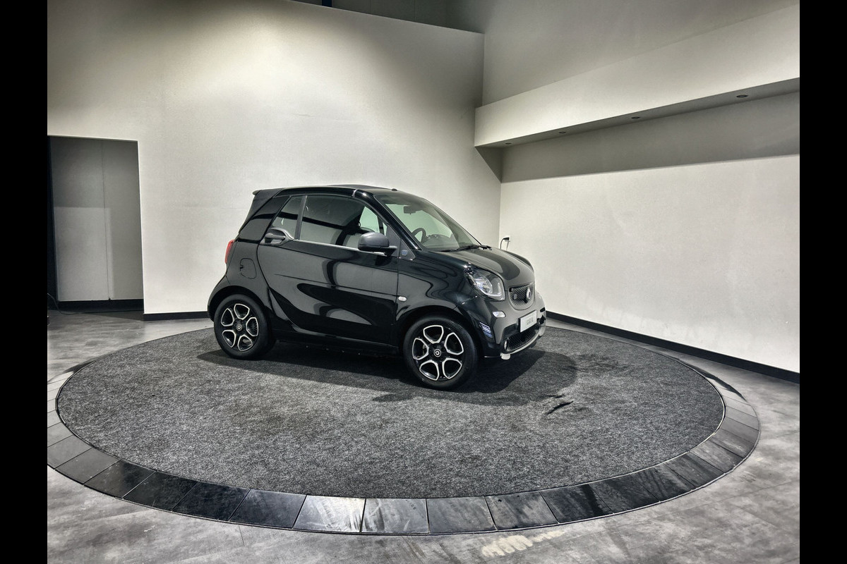 Smart Fortwo cabrio EQ pure 18 kWh | Navigatie | Lichtmetalen Velgen