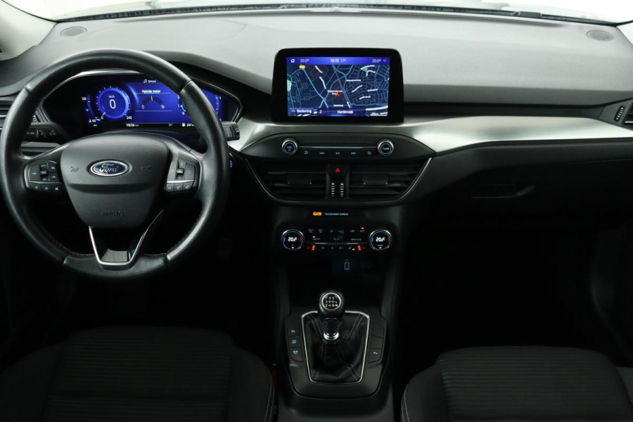 Ford Focus 1.0 EcoBoost Hybrid Titanium X | Trekhaak | Stoel & stuurverwarming | Camera | Full LED | Keyless | Carplay | Navigatie