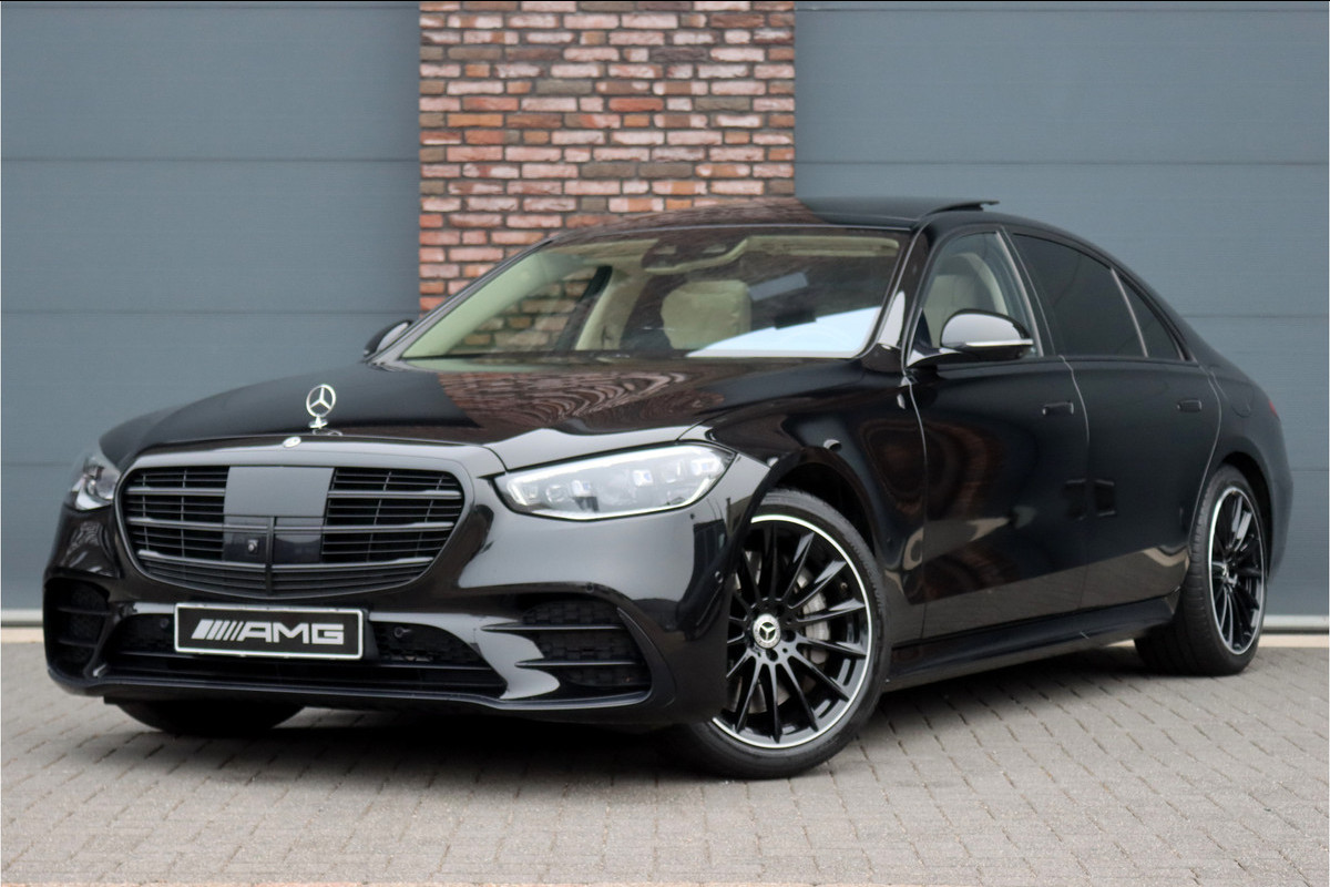 Mercedes-Benz S-Klasse 580 e 4MATIC Lang AMG Line Aut9 | Airmatic | Chauffeurspakket | MBUX Tablet | Burmester | Vlakkenverwarming | Zonweringspakket | Luchtreinigingspakket | Verwarmd Stuurwiel | HUD |