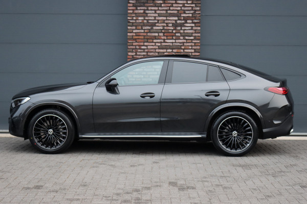 Mercedes-Benz GLC Coupé 300 4MATIC AMG Line Aut9 | Panoramadak | Distronic Pro | Trekhaak | Verwarmd Stuurwiel | Surround Camera | Memory | Nightpakket | Sfeerverlichting |