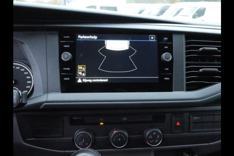 Volkswagen Transporter 2.0 TDI 110PK Airco NAV NIEUW BPM vrij direct uit voorraad leverbaar