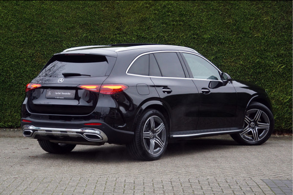 Mercedes-Benz GLC GLC 300 e 4MATIC AMG Line | Achterasbesturing Luchtvering Burmester Trekhaak Distronic