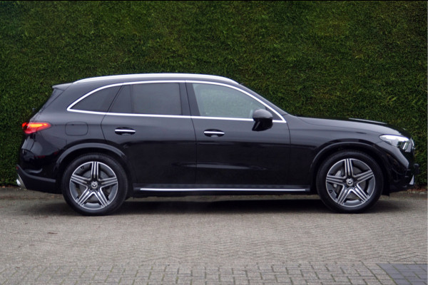 Mercedes-Benz GLC GLC 300 e 4MATIC AMG Line | Achterasbesturing Luchtvering Burmester Trekhaak Distronic