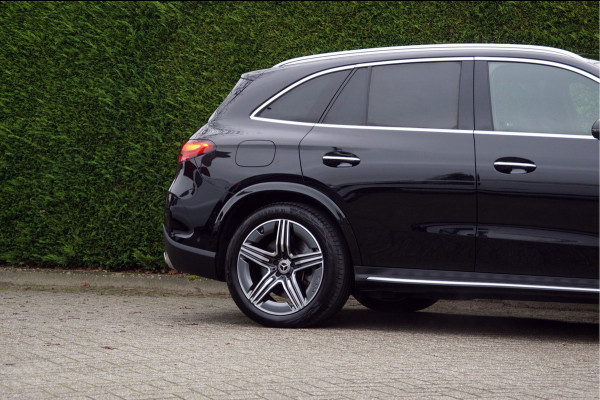 Mercedes-Benz GLC GLC 300 e 4MATIC AMG Line | Achterasbesturing Luchtvering Burmester Trekhaak Distronic