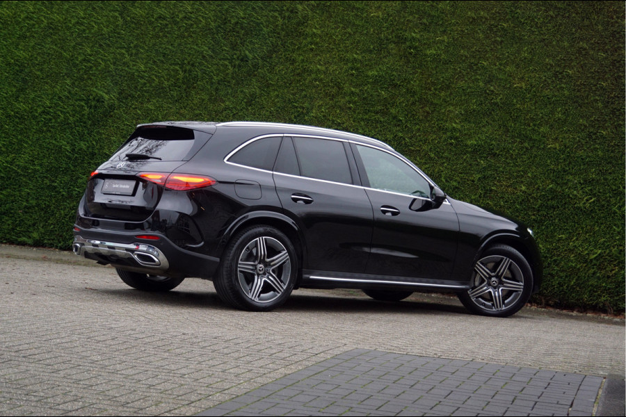 Mercedes-Benz GLC GLC 300 e 4MATIC AMG Line | Achterasbesturing Luchtvering Burmester Trekhaak Distronic