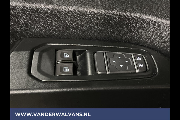 Renault Trafic 2.0 dCi 150pk **BPM VRIJ voor de Ondernemer** L2H1 Euro6 Airco | LED | Cruisecontrol | Trekhaak | Parkeersensoren bijrijdersbank