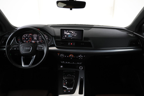 Audi Q5 35 TDI quattro Pro Line Navigatie, Panorama, Leer, Trekhaak