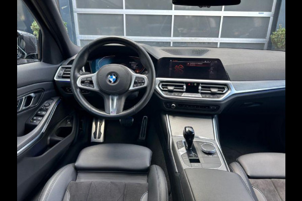 BMW 3 Serie Touring 318i High Executive | M Sport | Sfeerverlichting