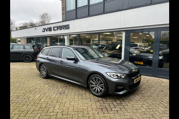 BMW 3 Serie Touring 318i High Executive | M Sport | Sfeerverlichting