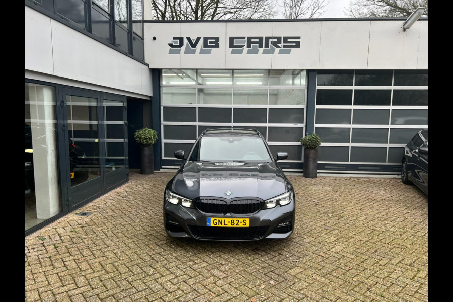 BMW 3 Serie Touring 318i High Executive | M Sport | Sfeerverlichting