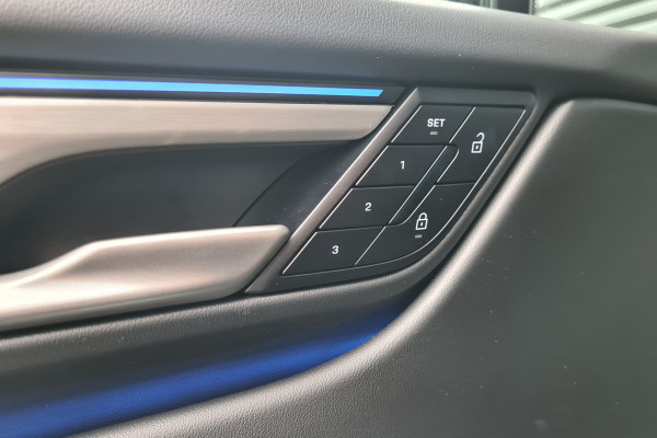 Porsche Macan 4 -Brdisplay-BOSE-Lucht-Achterassturing