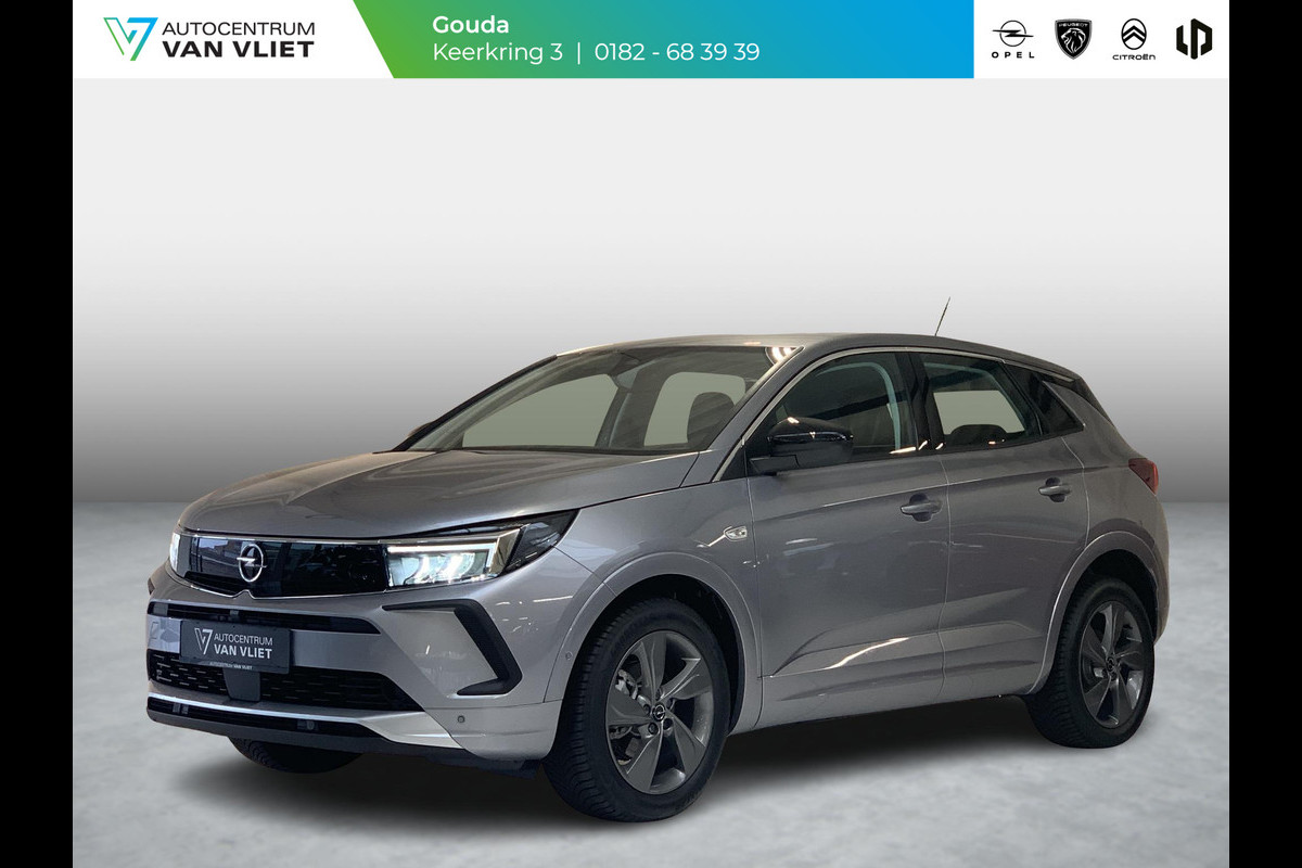 Opel Grandland 1.2 Turbo Level 2 Edition | Apple Carplay/Android Auto | Stoelverwarming | Stuurverwarming | All Season Banden | Parkeer Sensoren Voor/Achter |