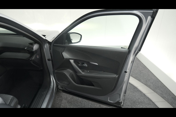 Peugeot 2008 PureTech 130 EAT8 Allure | Nieuw Model | 360 Camera | Dodehoekdetectie | Adaptieve Cruise Control