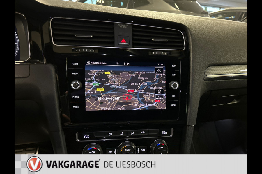 Volkswagen GOLF Variant 1.0 TSI Highline Business R-line.virtual,navi,camera,boeken,adaptive.apple