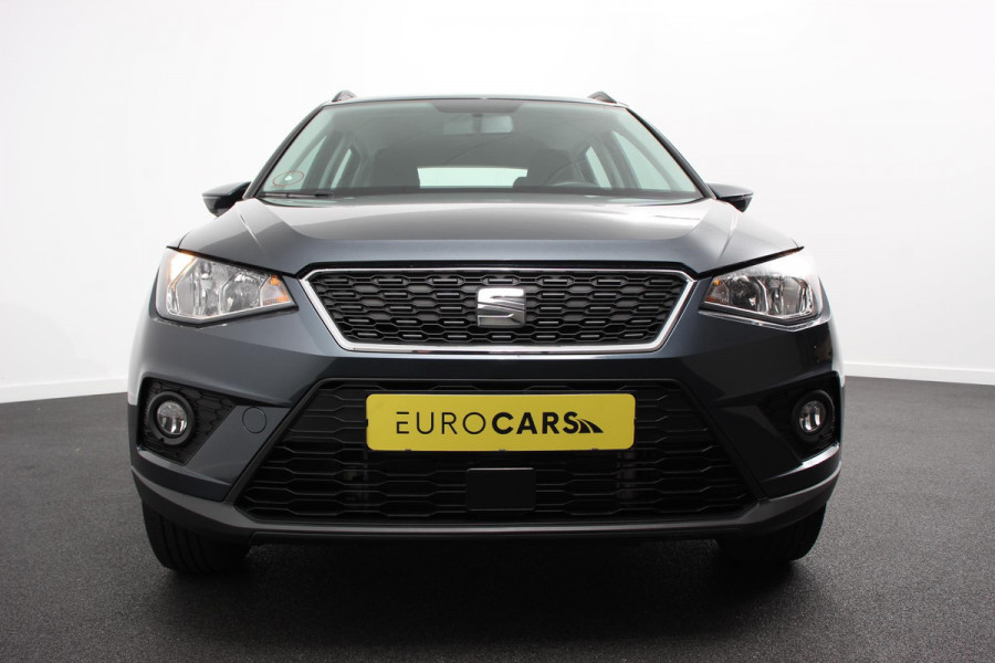 Seat Arona 1.0 TSI Style | Navigatie | d.m.v. Apple Carplay/Android Auto | Airco | Parkeer Sensoren | Lichtmetalen velgen | Cruise Control | Stoelverwarming