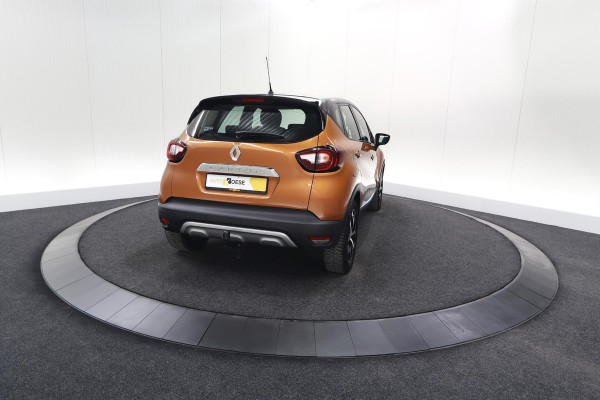 Renault Captur TCe 120 EDC Intens | Trekhaak | Camera | Stoelverwarming | Navigatie