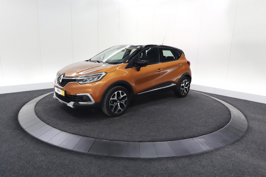 Renault Captur TCe 120 EDC Intens | Trekhaak | Camera | Stoelverwarming | Navigatie