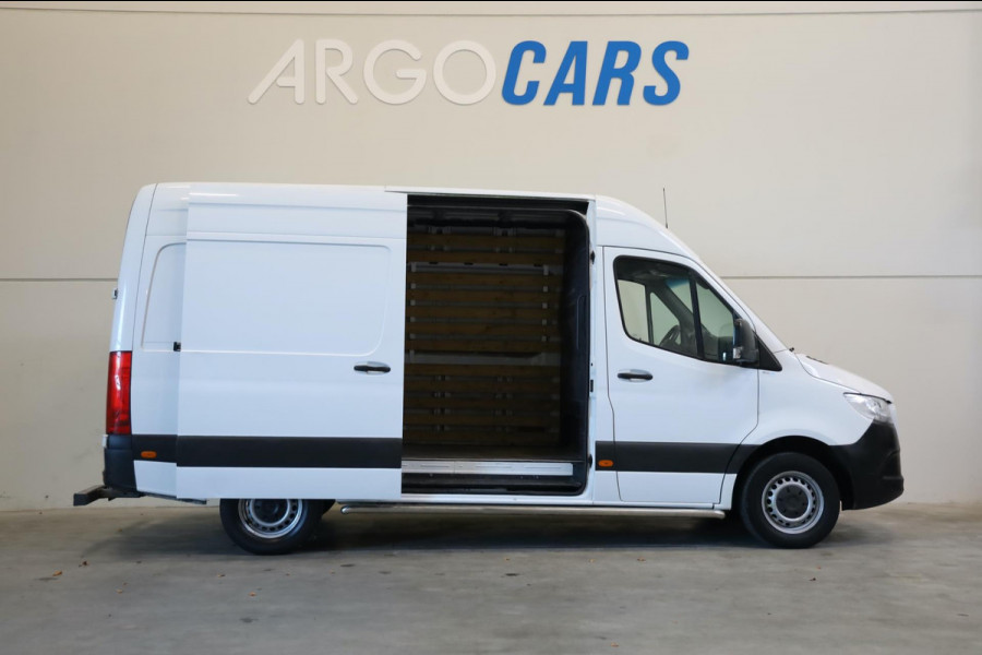 Mercedes-Benz Sprinter 311 CDI AUTOMAAT L2/H2 CAMERA MBUX NAVI CLIMA TREKHAAK LEASE v/a € 172,- p.m. Inruil mogelijk