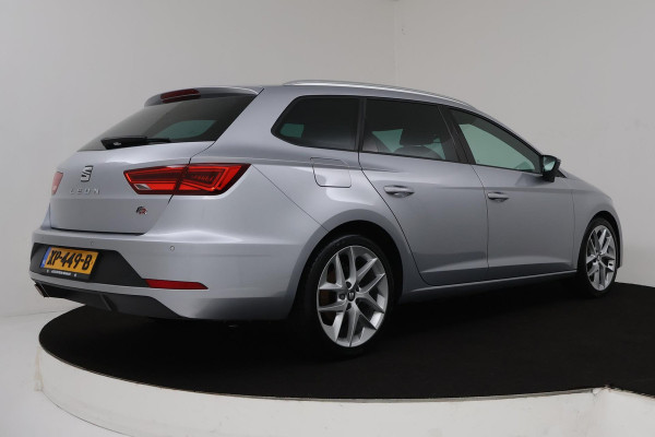 Seat León ST 1.5 TSI FR Business Intense (NAVIGATIE, PDC, NAVIGATIE, CARPLAY, CRUISE CONTROL, LED, NL-AUTO, GOED ONDERHOUDEN)