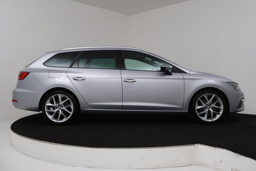 Seat León ST 1.5 TSI FR Business Intense (NAVIGATIE, PDC, NAVIGATIE, CARPLAY, CRUISE CONTROL, LED, NL-AUTO, GOED ONDERHOUDEN)